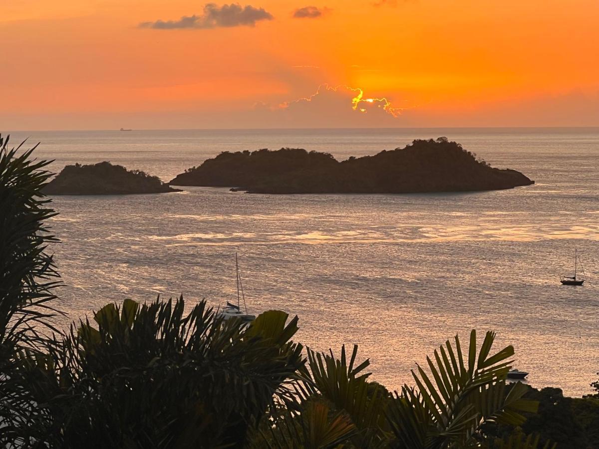 Sunset Palm - Villa Creole Avec Piscine Face Au Coucher De Soleil Et A La Reserve Cousteau 부이영뜨 외부 사진
